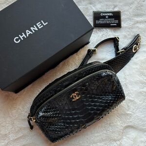 Authentic new Chanel python waist bag 💕